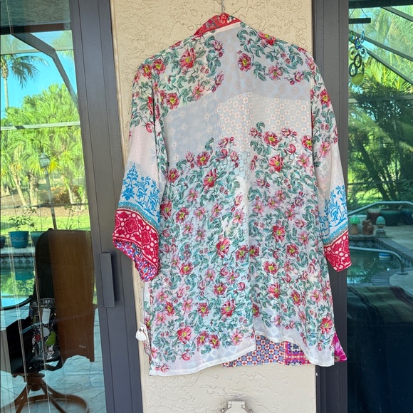 Johnny Was Multicolor Patchwork Cape/ 1/2 0ff Johnny Was Klmonos. - Picture 8 of 8